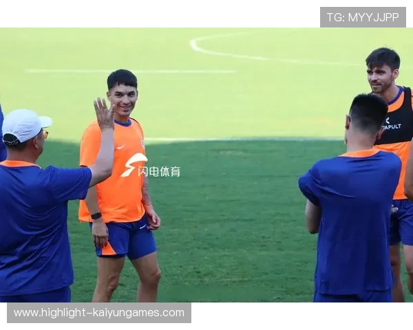 中超球队持续展开备战训练：迎战新赛季的全新征程